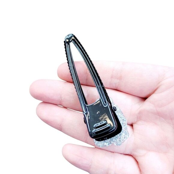 Brand New Sanrio Hello Kitty Black & Silver Hair Clips Set Of 3 - Picture 5 of 10